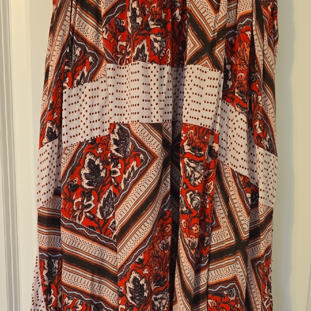 Free People Multicolor Bohemian Skirt With Pockets. Adorable Hemline. Size 0 - Picture 8 of 13